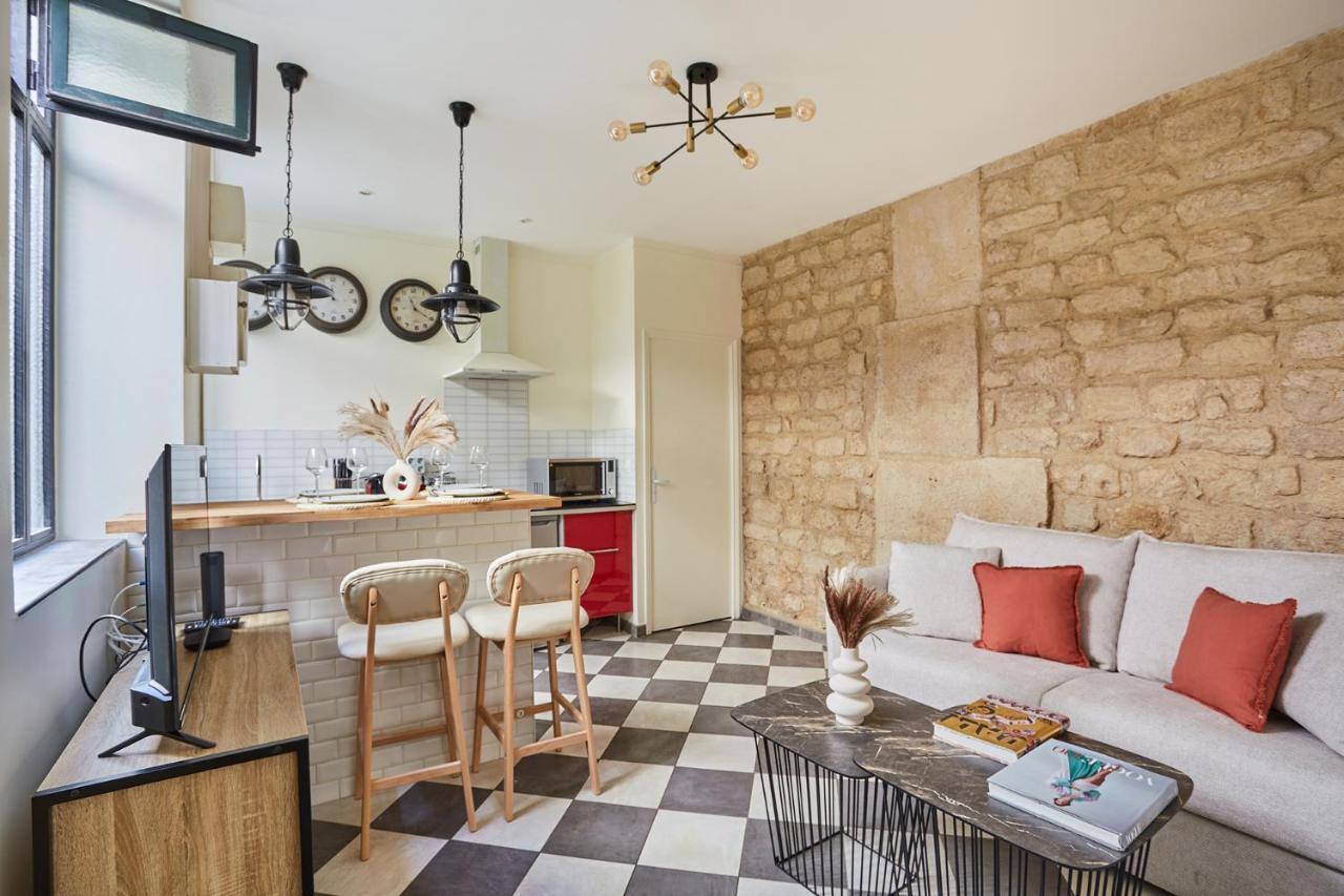Apartment Center Of Paris By Studio Prestige Exterior foto